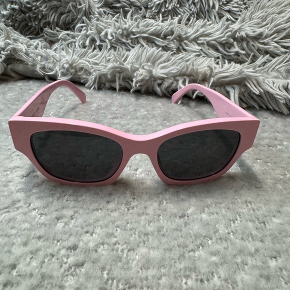 CELINE MONOCHROMS SIGNATURE SUNGLASSES - Picture 9 of 15